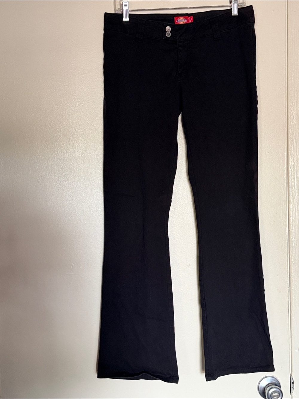 Dickies Women's SZ 11 (Juniors/petite woman) Straight Leg Jeans in Black